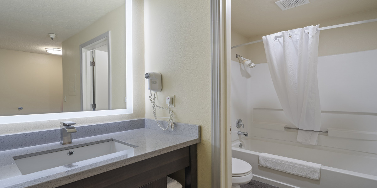 1 King - Non-view - Bathroom Amenities